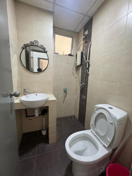 Kondominium untuk Disewa di Cova Suites - Jayden Teo - Bathroom - PropertyGuru.com.my