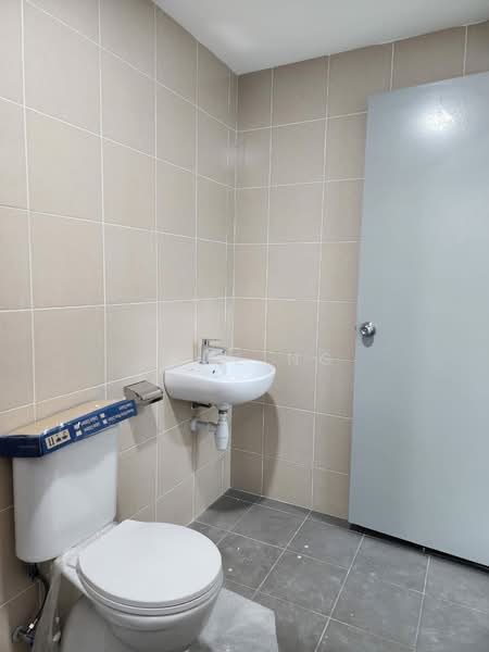 Service Residence for Sale at Serviced Residence @ Razak City Residences (RC Residences) - Jane Ng - Bathroom - PropertyGuru.com.my