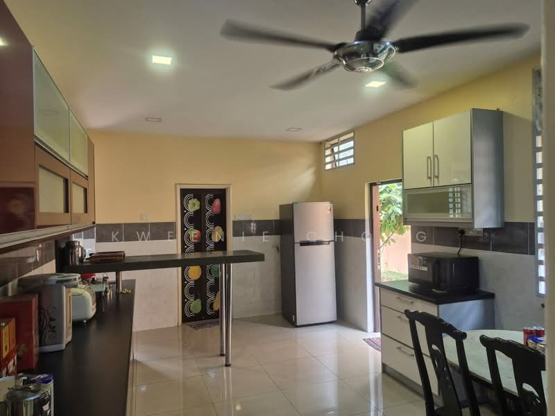 Rumah Banglo untuk Dijual di Taman Hulu Langat Jaya (Cheras) - Kweenie Chong - Kitchen - PropertyGuru.com.my