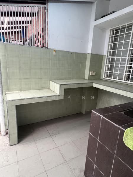 2-storey Terraced House for Sale in Usj 11 (Subang Jaya) - Soh Ping - Kitchen - PropertyGuru.com.my