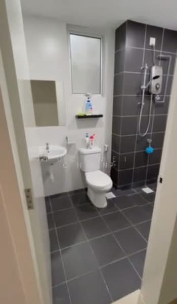 Servis Apartment untuk Dijual di Maxim Residences - TuckWei Chen - Bathroom - PropertyGuru.com.my