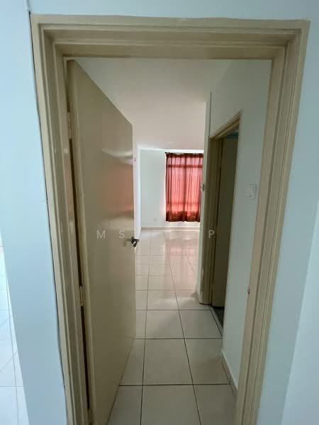 Condominium for Sale at Casa Prima Condominium - Ms. Yap - Corridor - PropertyGuru.com.my