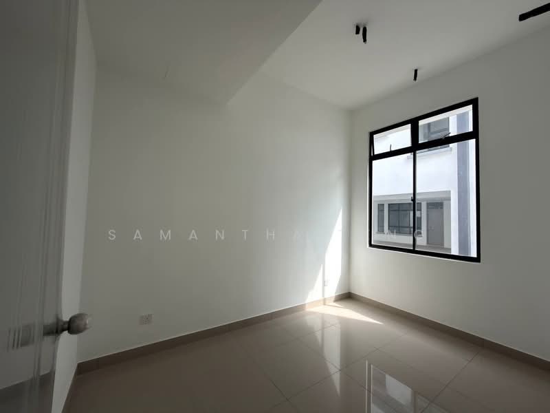 Rumah Teres 2 Tingkat untuk Disewa di Taman Ponderosa (Johor Bahru) - Samantha Teng - PropertyGuru.com.my