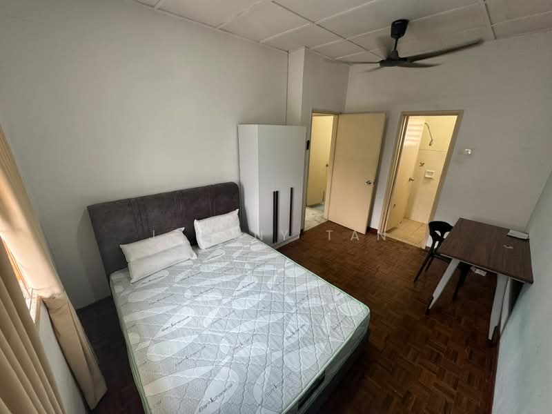 Pangsapuri untuk Disewa di Sri Cempaka (Puchong Jaya) - Johnny Tan - Bedroom - PropertyGuru.com.my