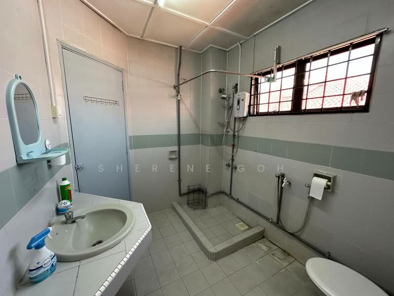 Terraced House for Sale in Bandar Sungai Long (Selangor) - Sherene Goh - Bathroom - PropertyGuru.com.my