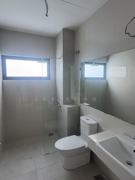 Rumah Berkembar untuk Dijual di Subang Jaya (Selangor) - Jay Kong - PropertyGuru.com.my