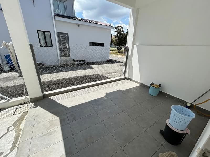 2-storey Terraced House for Sale in Bandar Rimbayu (Telok Panglima Garang) - Miki You - Exterior - PropertyGuru.com.my