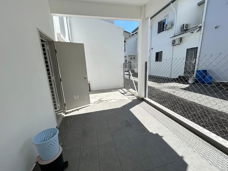 2-storey Terraced House for Sale in Bandar Rimbayu (Telok Panglima Garang) - Miki You - Exterior - PropertyGuru.com.my