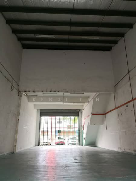Terrace Factory for Sale in Taman Perindustrian Oug (Jalan Klang Lama (Old Klang Road)) - Kenji Tan - Interior - PropertyGuru.com.my
