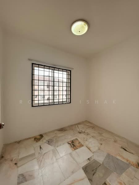 Pangsapuri untuk Disewa di Residensi Warnasari 3 - Rohana Ishak - Interior - PropertyGuru.com.my