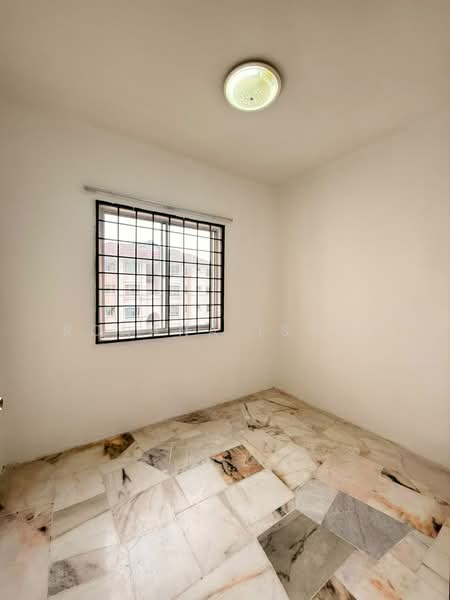 Pangsapuri untuk Disewa di Residensi Warnasari 3 - Rohana Ishak - Interior - PropertyGuru.com.my
