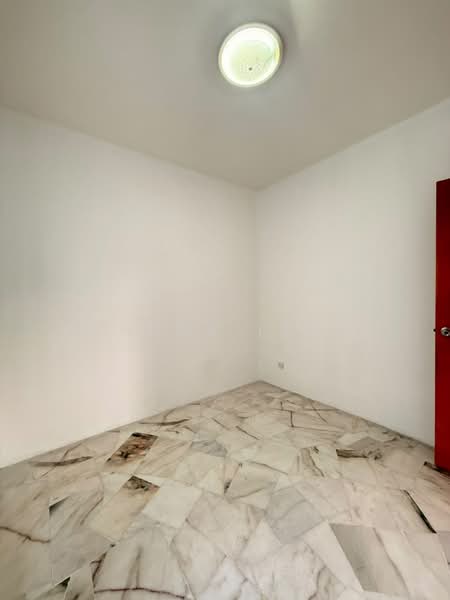 Pangsapuri untuk Disewa di Residensi Warnasari 3 - Rohana Ishak - Interior - PropertyGuru.com.my