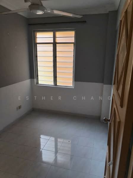 Rumah Flat untuk Dijual di Pangsapuri Jentayu @ Kangkar Pulai - Esther Chang - Interior - PropertyGuru.com.my