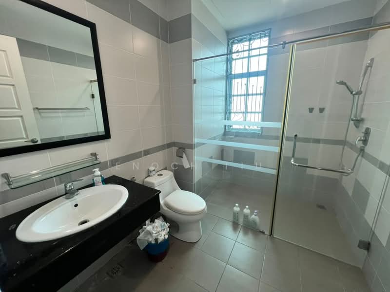 Bungalow for Sale in Tanjung Bungah (Penang) - Enoch Tiu - Bathroom - PropertyGuru.com.my
