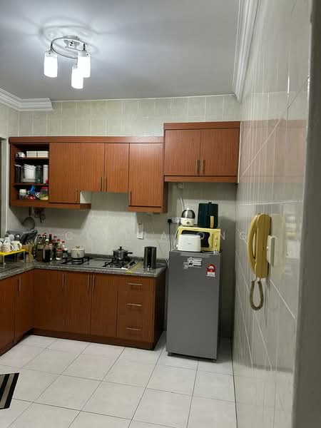 Apartment for Rent at Molek Pine 1 - Claira Ong - Kitchen - PropertyGuru.com.my