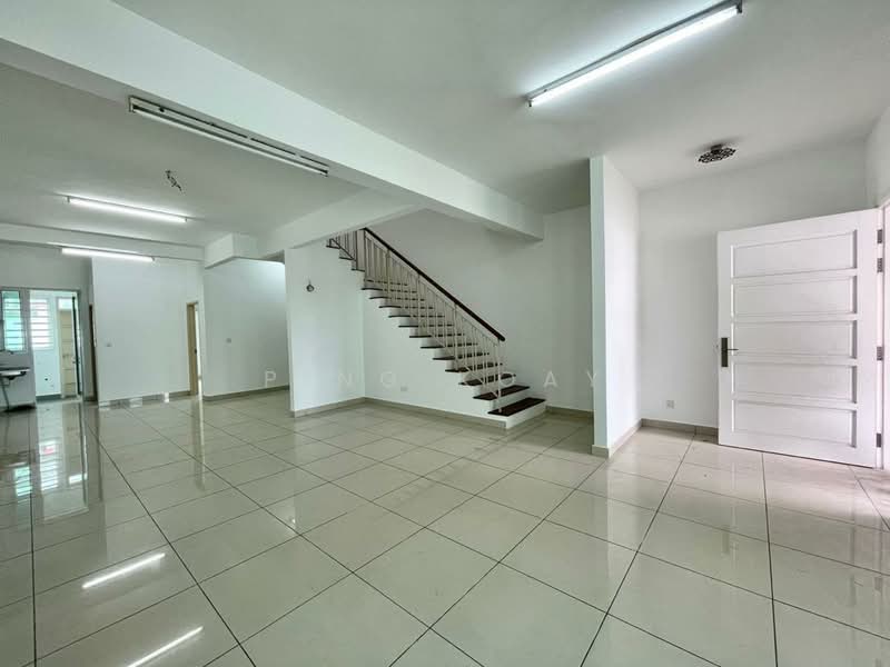 2-storey Terraced House for Sale in Kampung Perlis (Bayan Lepas) - Ping Koay - Living Room - PropertyGuru.com.my