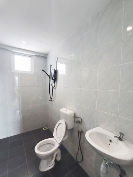 Kondominium untuk Disewa di The Zen - Jerry Tan - Bathroom - PropertyGuru.com.my