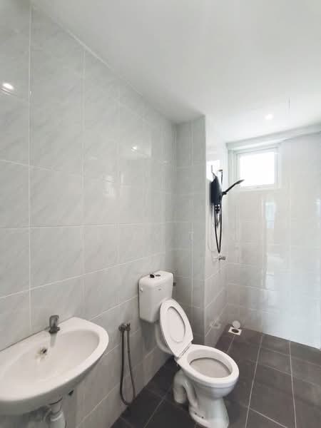 Kondominium untuk Disewa di The Zen - Jerry Tan - Bathroom - PropertyGuru.com.my