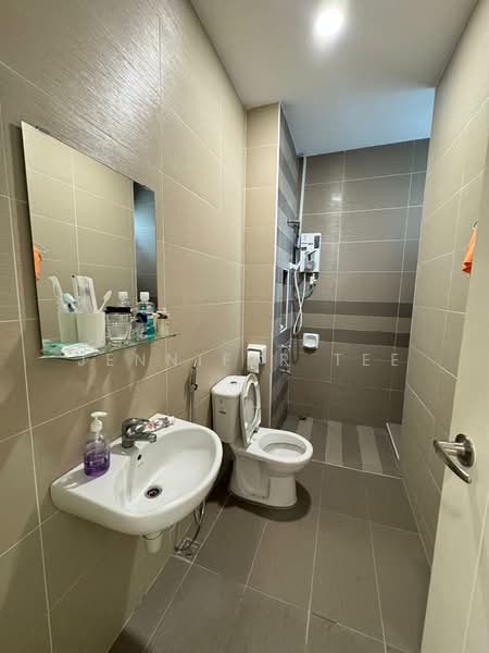 Rumah Berkembar untuk Disewa di Bandar Dato Onn (Tebrau) - Jennifer Tee - Bathroom - PropertyGuru.com.my