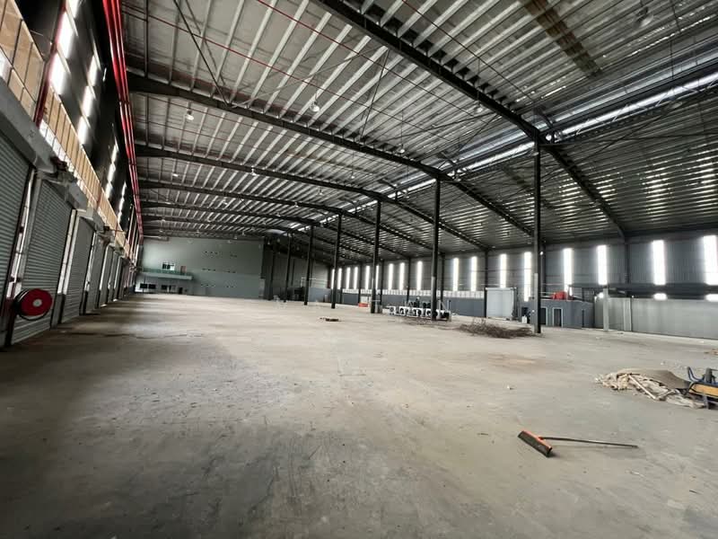 Detached Factory for Rent in Batu 24 (Kulai) - Eva Tan - Interior - PropertyGuru.com.my