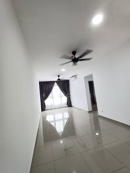 Servis Apartment untuk Dijual di M Vertica - Lawrence Loh - Living Room - PropertyGuru.com.my