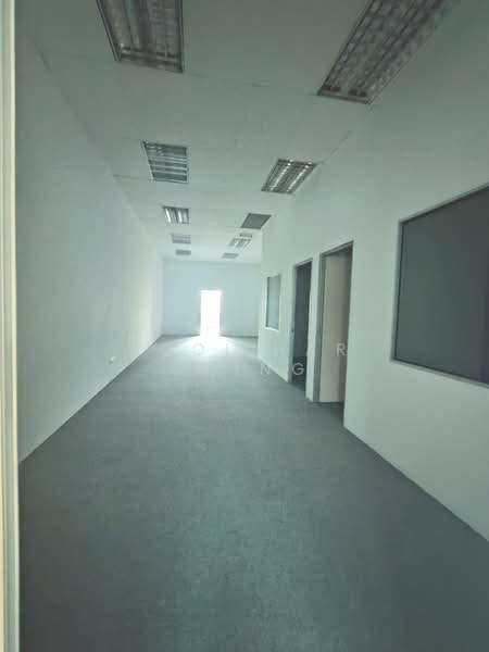 Shop for Sale in Bandar Botanic (Klang) - Sooi Har Ching - Interior - PropertyGuru.com.my