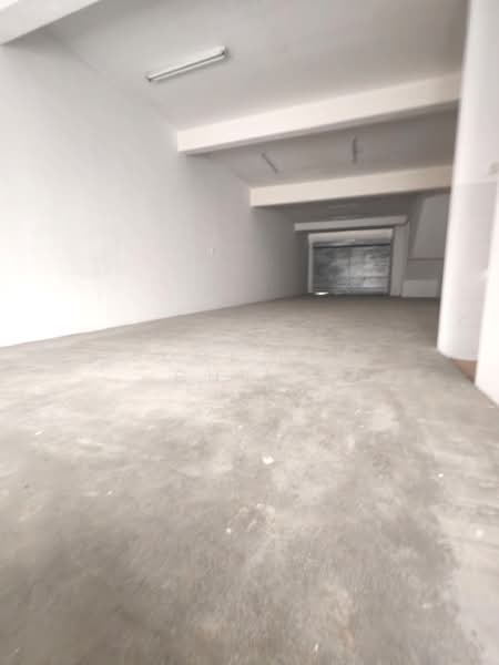 Shop for Sale in Bandar Botanic (Klang) - Sooi Har Ching - Interior - PropertyGuru.com.my