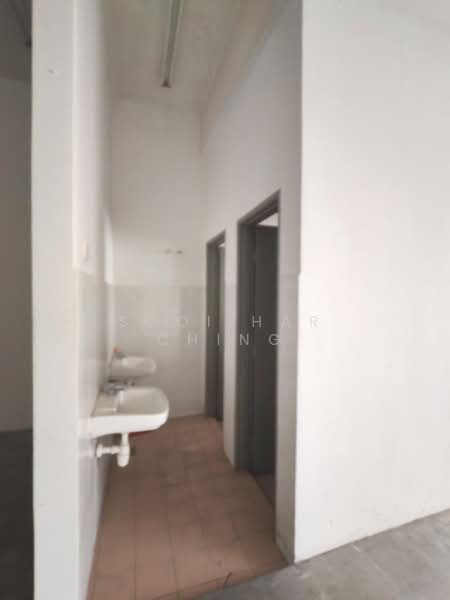 Shop for Sale in Bandar Botanic (Klang) - Sooi Har Ching - Corridor - PropertyGuru.com.my