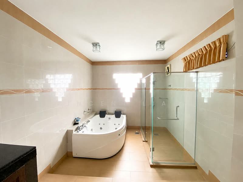 Bungalow for Sale in Ara Damansara (Selangor) - Vincent Liaw - Bathroom - PropertyGuru.com.my