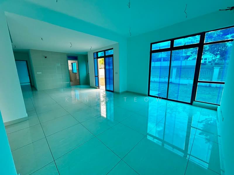 Cluster House for Sale in Horizon Hills (Iskandar Puteri (Nusajaya)) - Kinki Teow - Living Room - PropertyGuru.com.my