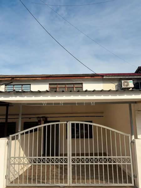 Rumah Teres 2 Tingkat untuk Dijual di Taman Mutiara (Pontian) - Win Lim - Exterior - PropertyGuru.com.my