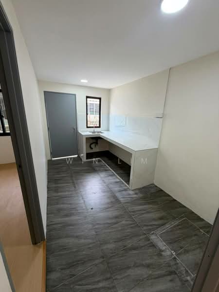 Rumah Teres 2 Tingkat untuk Dijual di Taman Mutiara (Pontian) - Win Lim - Kitchen - PropertyGuru.com.my