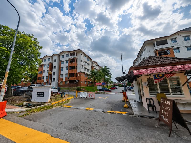 Pangsapuri untuk Dijual di Pangsapuri Seri Mawar - Iqbal Rafei - Exterior - PropertyGuru.com.my