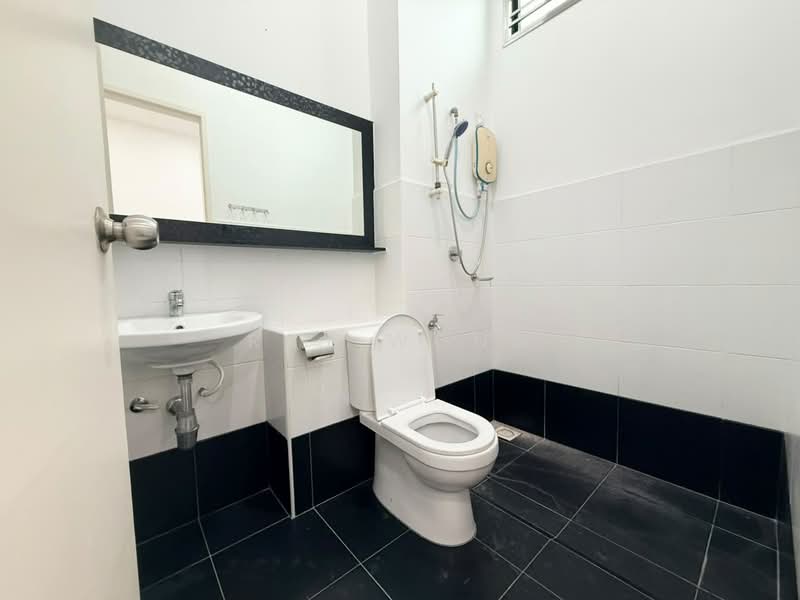 Rumah Kluster untuk Dijual di Johor Bahru (Johor) - Ray Wong - Bathroom - PropertyGuru.com.my