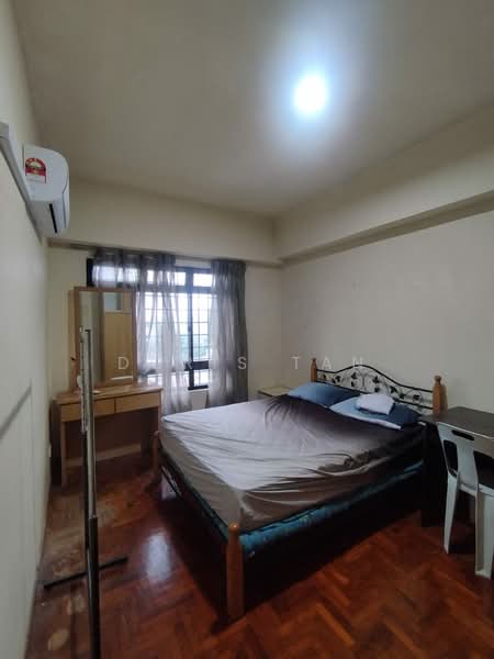Kondominium untuk Disewa di The Habitat - Doris Tan - Bedroom - PropertyGuru.com.my