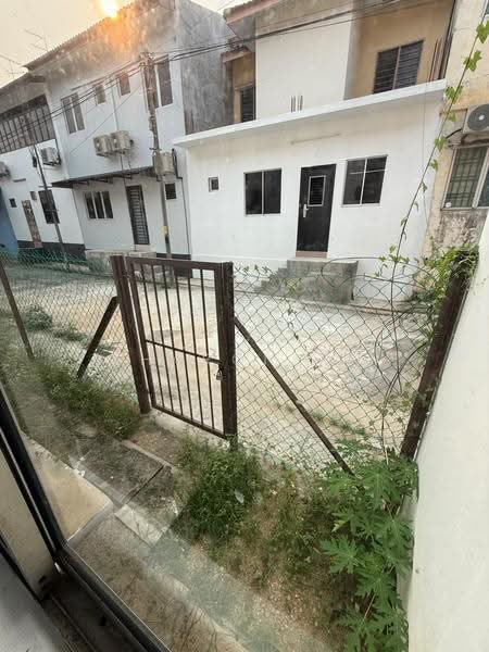 Terraced House for Sale in Taman Mutiara Rini (Skudai) - Sharon Ng - Exterior - PropertyGuru.com.my