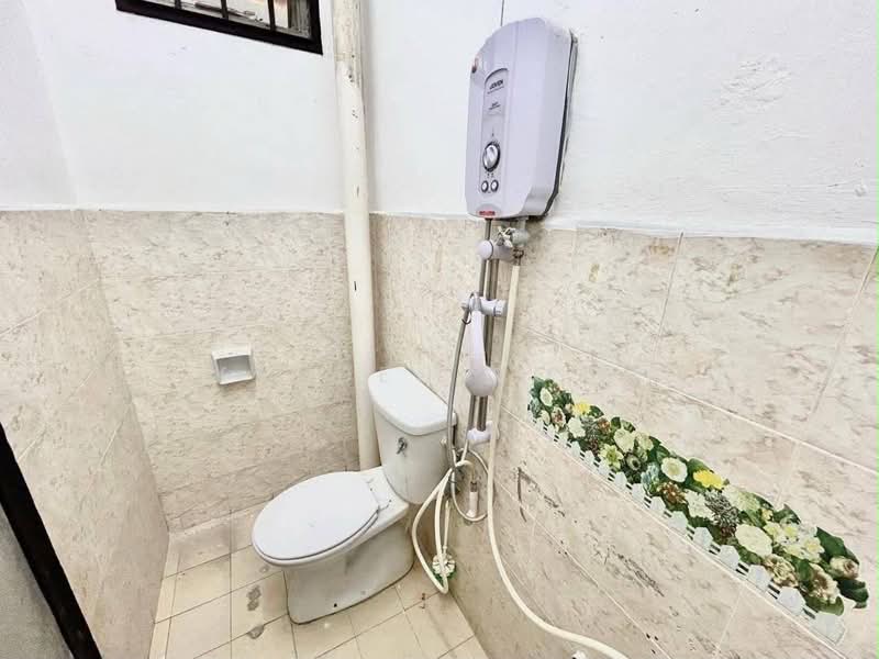 2-storey Terraced House for Sale in Taman Nusa Indah (Iskandar Puteri (Nusajaya)) - Kayden Voon - Bathroom - PropertyGuru.com.my