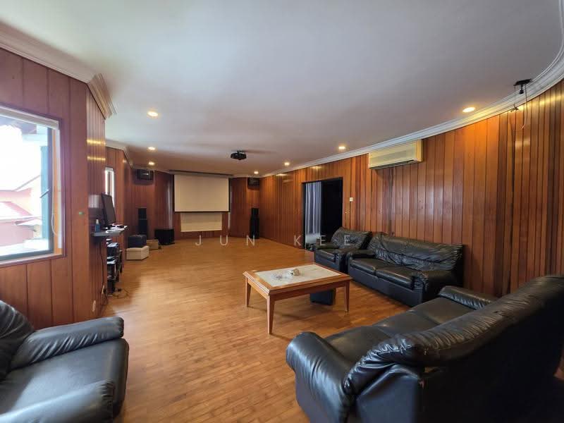Bungalow House for Sale in Bukit Jalil Golf (Bukit Jalil) - Jun Kee - Living Room - PropertyGuru.com.my