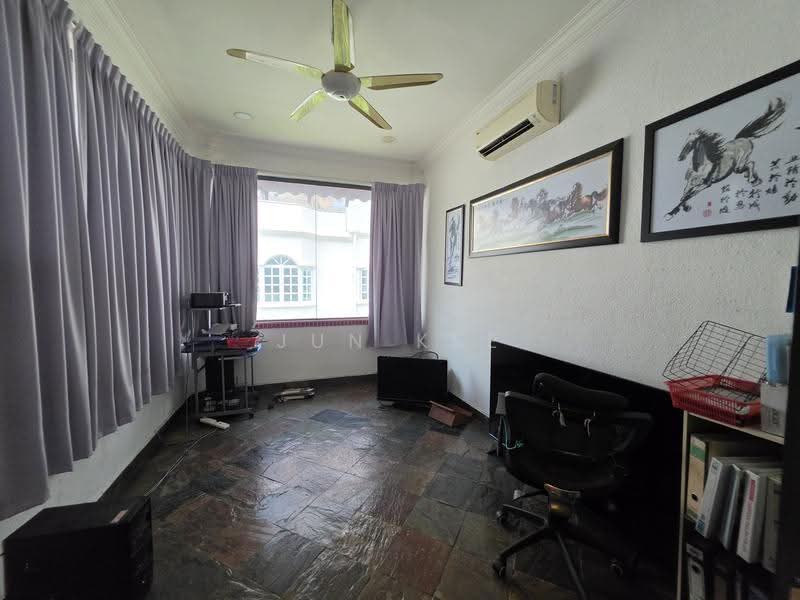 Bungalow House for Sale in Bukit Jalil Golf (Bukit Jalil) - Jun Kee - Study - PropertyGuru.com.my