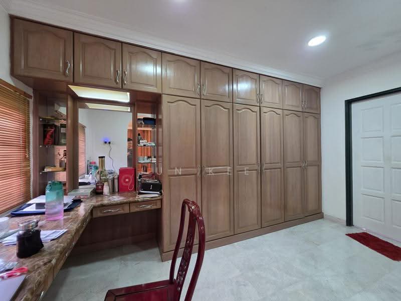 Bungalow House for Sale in Bukit Jalil Golf (Bukit Jalil) - Jun Kee - PropertyGuru.com.my