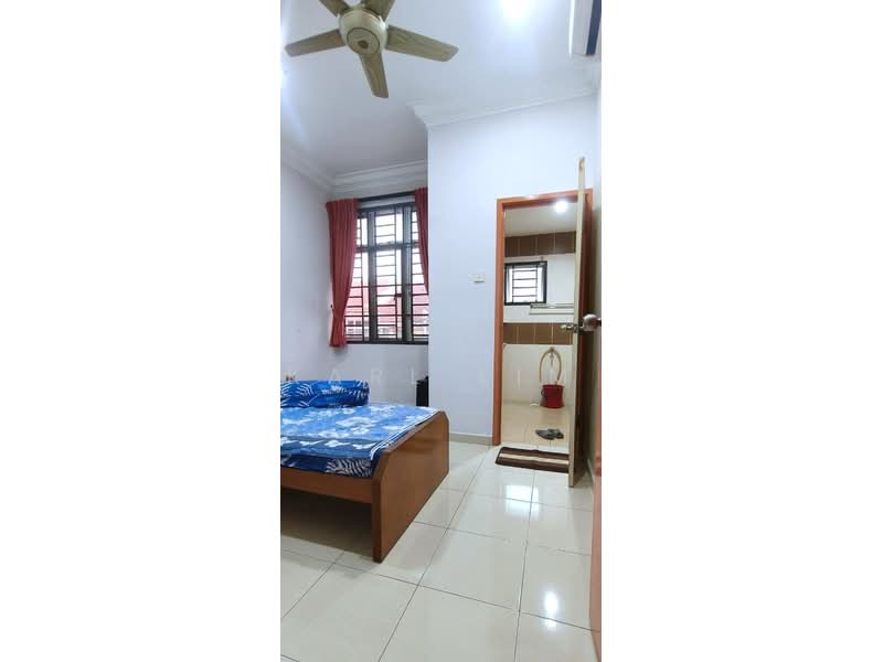 Rumah Teres 2 Tingkat untuk Dijual di Taman Ehsan Jaya (Ulu Tiram) - Karl Lim - Bedroom - PropertyGuru.com.my