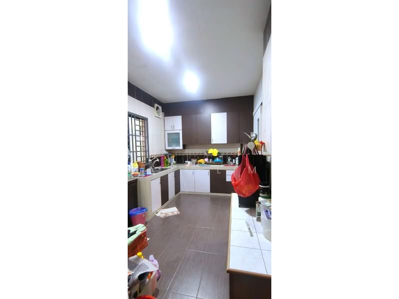 Rumah Teres 2 Tingkat untuk Dijual di Taman Ehsan Jaya (Ulu Tiram) - Karl Lim - Kitchen - PropertyGuru.com.my