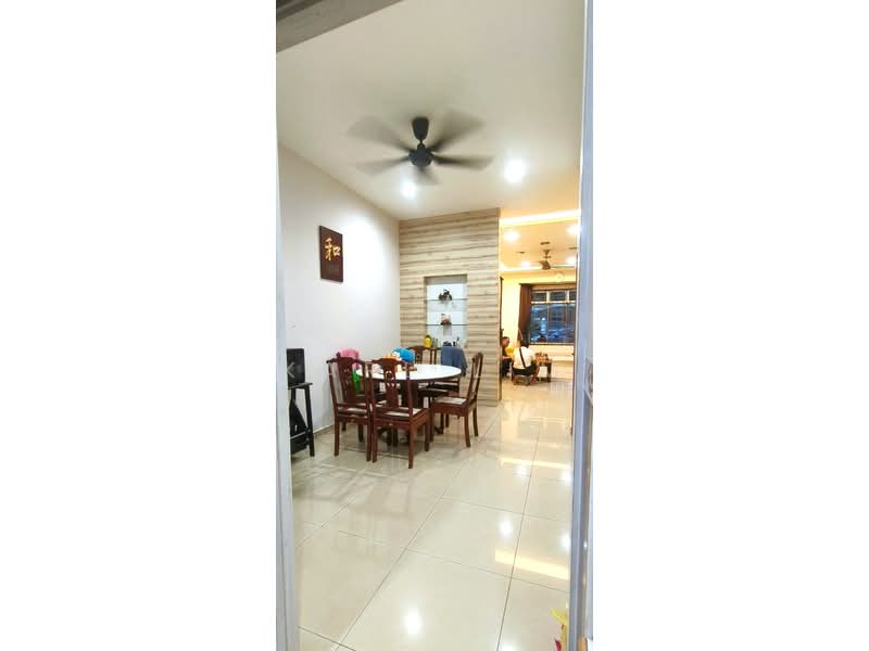 Rumah Teres 2 Tingkat untuk Dijual di Taman Ehsan Jaya (Ulu Tiram) - Karl Lim - Dining Room - PropertyGuru.com.my