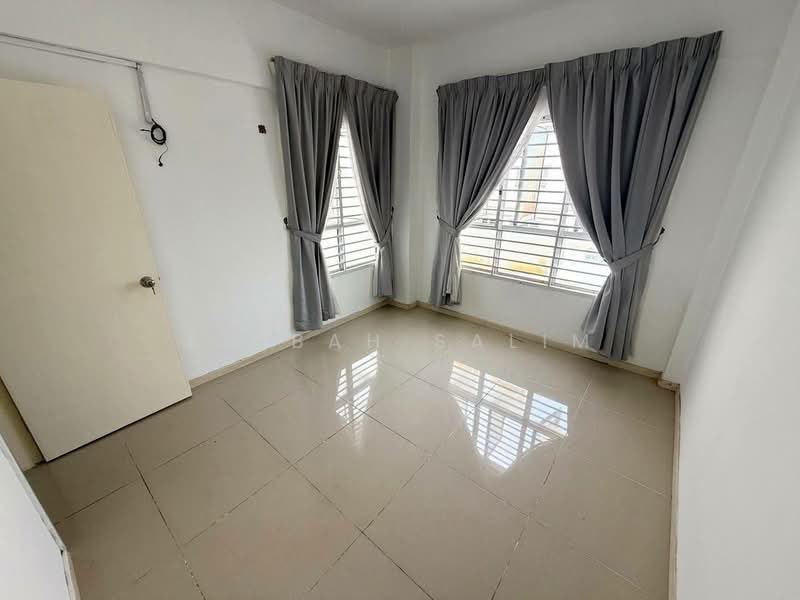 Kediaman Servis untuk Dijual di Suri Puteri - Adibah Salim - Interior - PropertyGuru.com.my