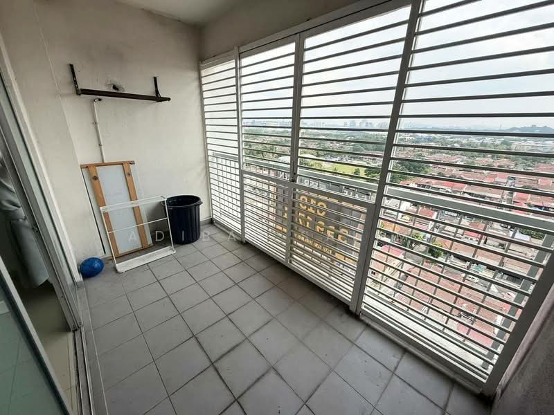 Kediaman Servis untuk Dijual di Suri Puteri - Adibah Salim - Balcony - PropertyGuru.com.my