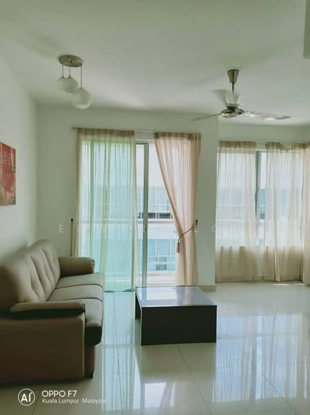 Kediaman Servis untuk Dijual di Solaris Dutamas - Edward Low - Living Room - PropertyGuru.com.my