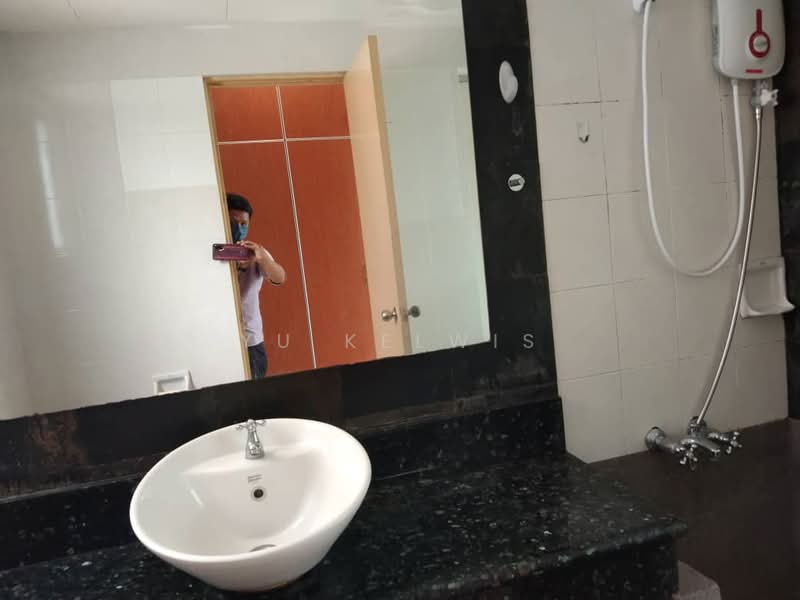 Service Residence for Rent at Ritze Perdana 1 - Yu Kelwis - Bathroom - PropertyGuru.com.my
