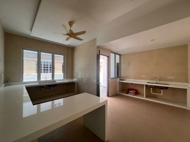 Rumah Banglo untuk Dijual di Tanjung Bungah (Penang) - Enoch Tiu - Kitchen - PropertyGuru.com.my