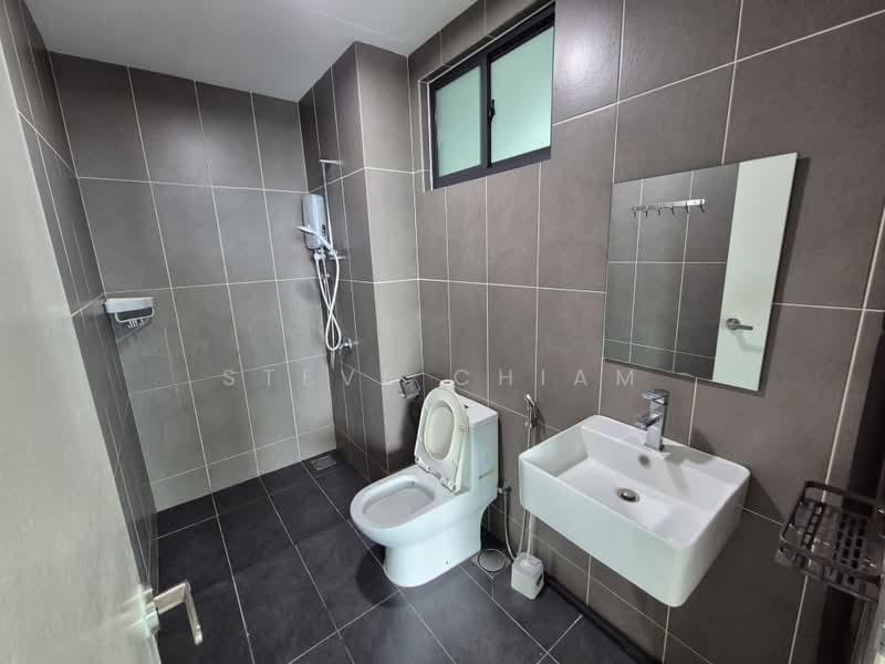 Servis Apartment untuk Disewa di Greenfield Residence - Steve Chiam - Bathroom - PropertyGuru.com.my
