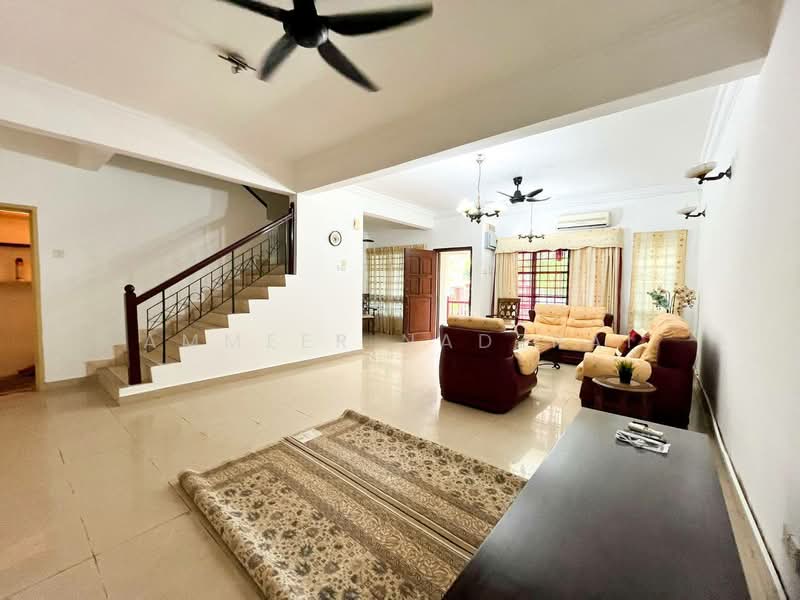 Rumah Teres 2 Tingkat untuk Dijual di Bukit Jelutong (Shah Alam) - Ammeer Nadzrai - Living Room - PropertyGuru.com.my